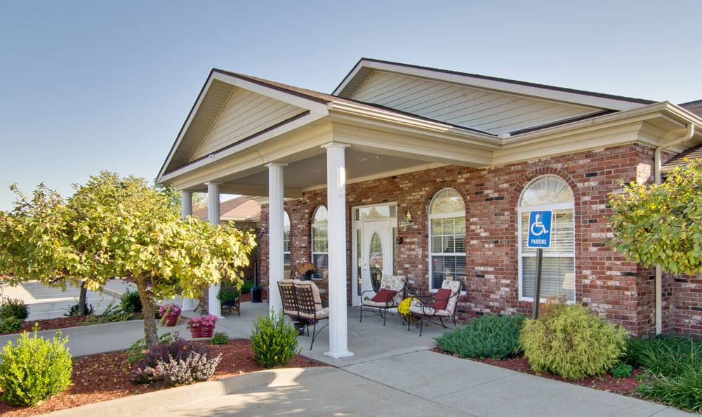 Lenoir Community Center, Retirement home, Columbia, MO, Senior Living ...