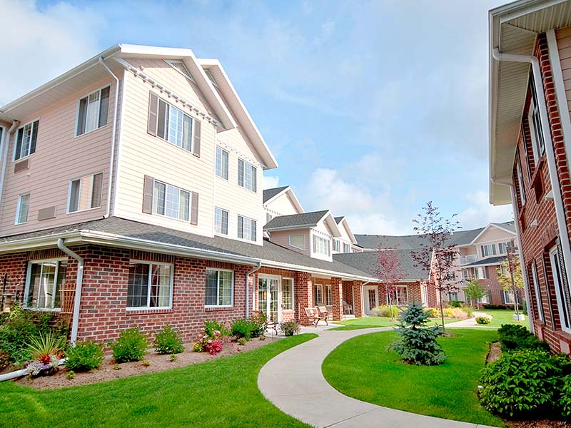 Waterdown Manor, Retirement Home, Waterdown, ON, Senior Living Housing Care