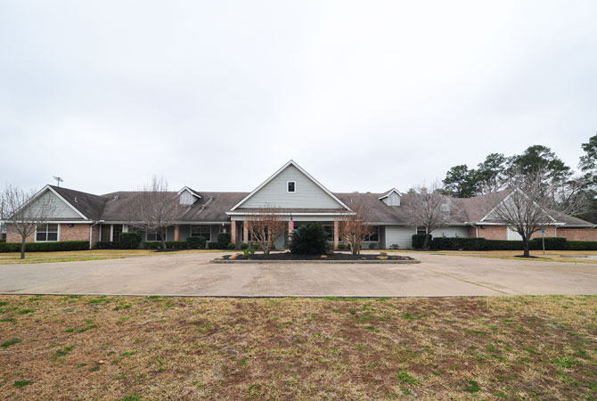 Woodside Manor, Retirement home, Conroe, TX, Senior Living Housing Care